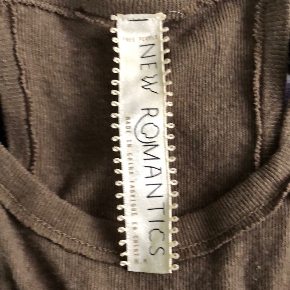 Tank top - Picture 2 of 3